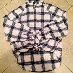 Plaid Long-Sleeve Shirt